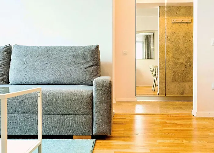 Old Town Riverview * بوخارست